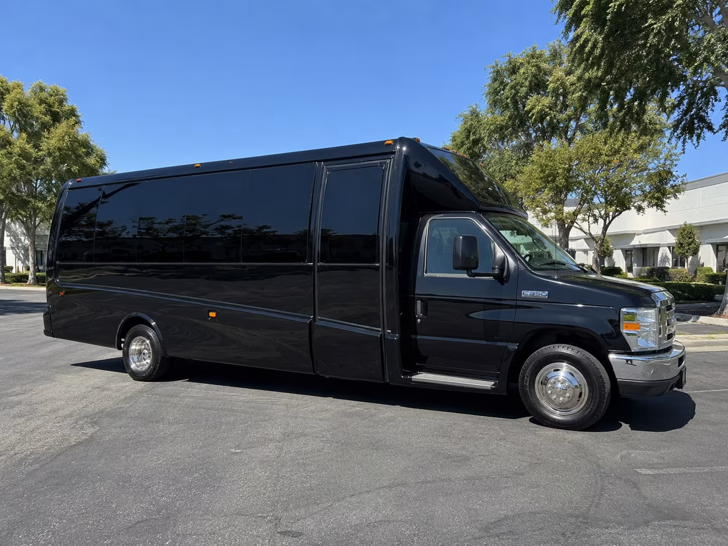 Santa Clara Winery Tour & Pub Crawl Transportation